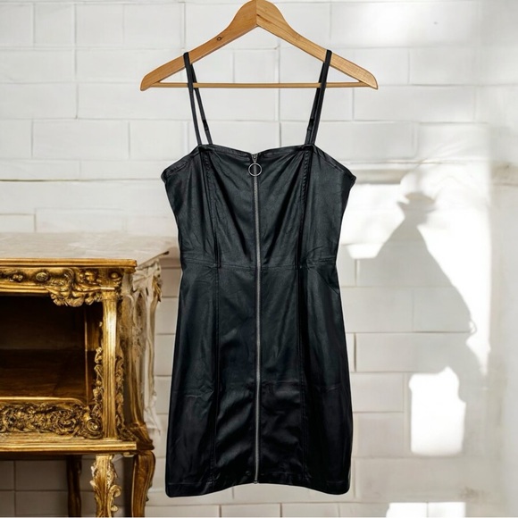Aeropostale Faux Leather Zip Front Slim Bodycon Classic Goth Mini Dress Black S - Picture 4 of 14